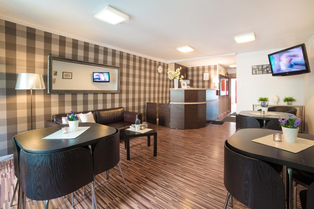 Green Hostel Torun Exterior photo